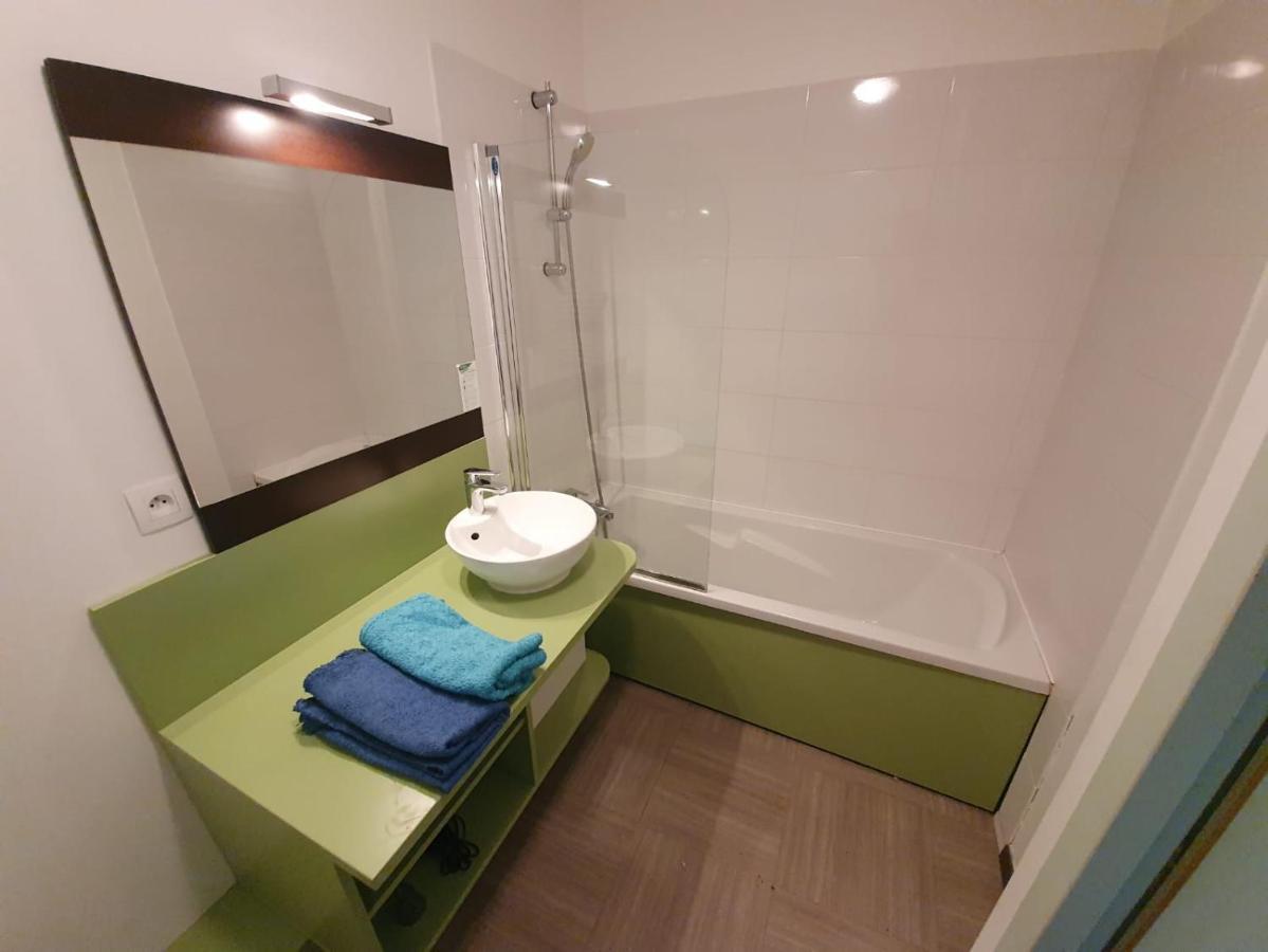 Appartamento Le Romarin - Climatisation piscine&parking privé Gréoux-les-Bains Esterno foto